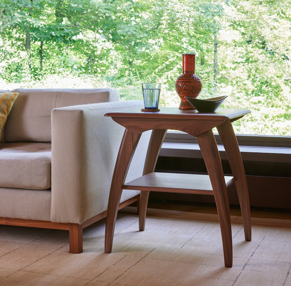 M 993 Lamp Table with Shelf – Heywood-Wakefield