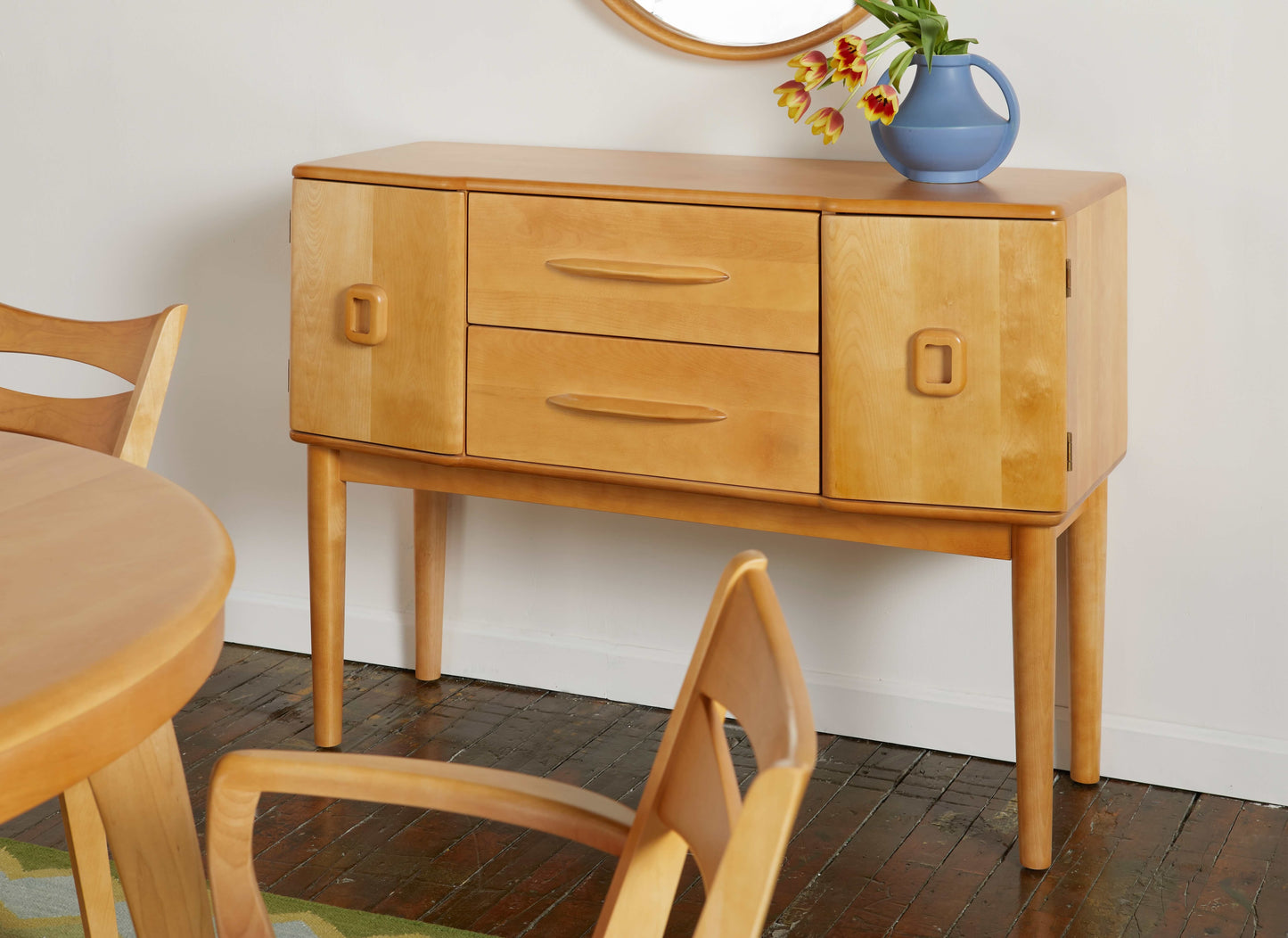 C 3709 Isabel Buffet