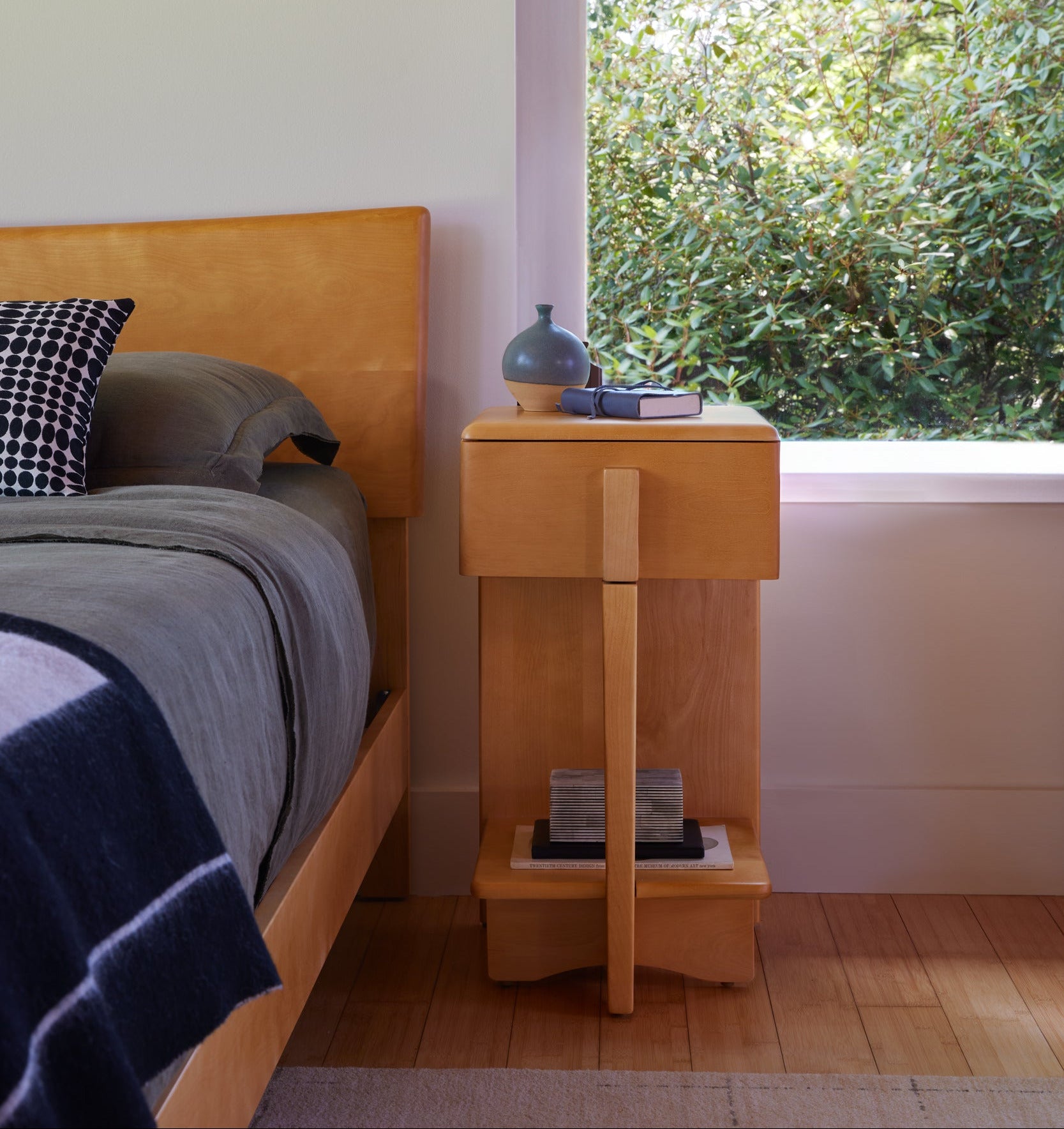 C 3568 Skyliner Nightstand – Heywood-Wakefield