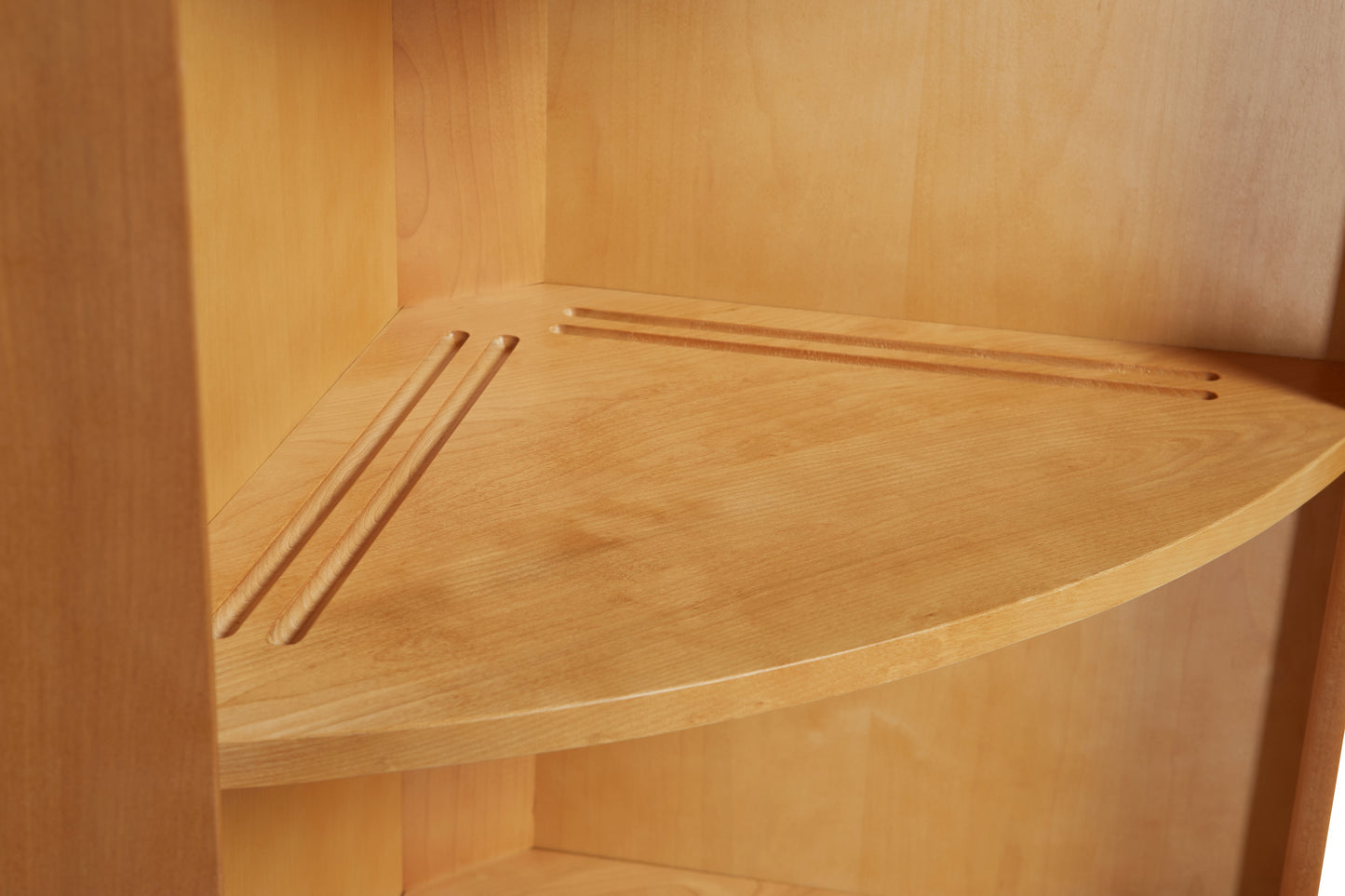 M 176 Corner Cabinet