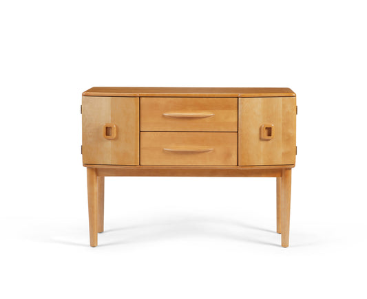 C 3709 Isabel Buffet